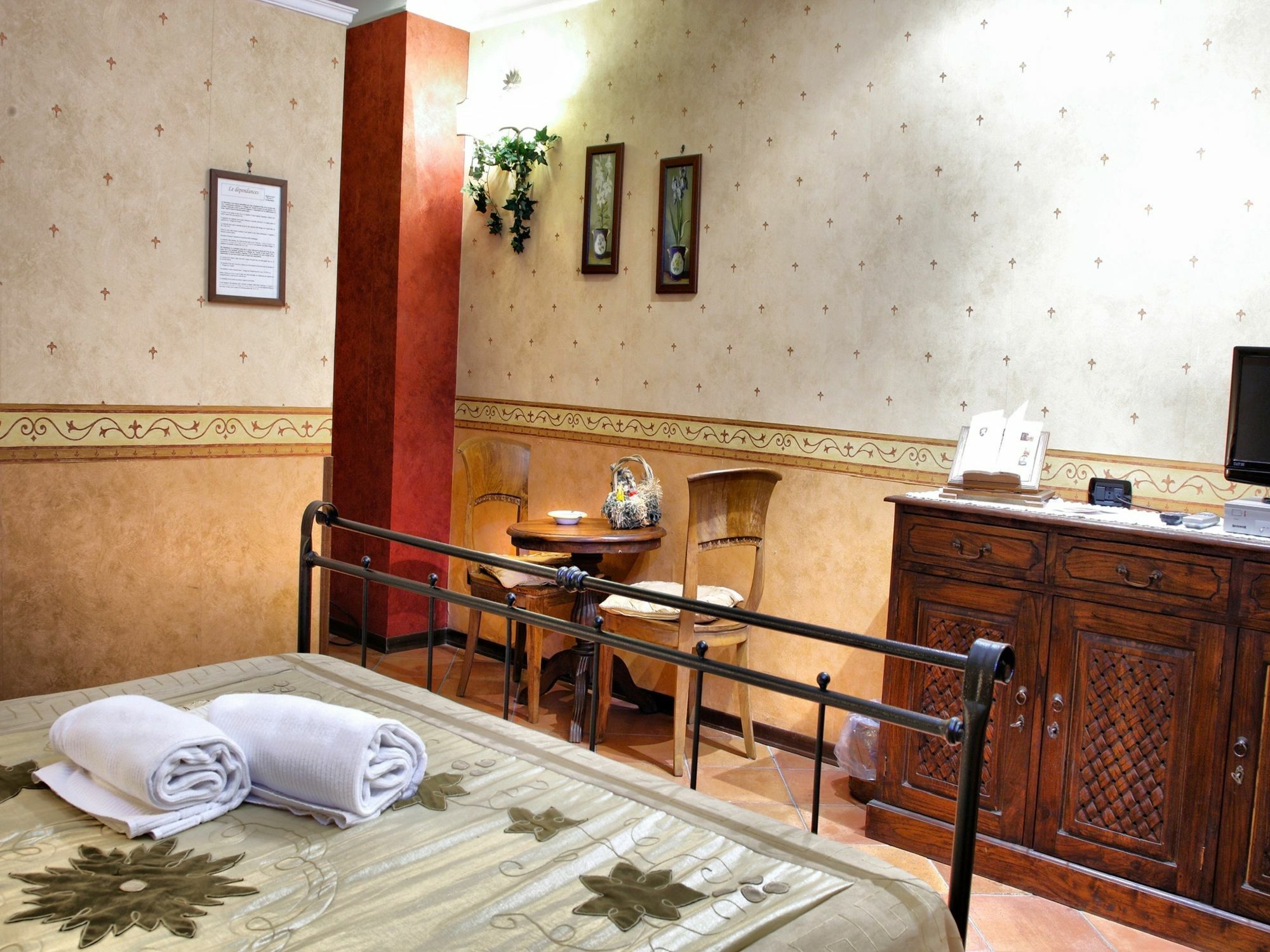 (22 m²) с 1 спальней(-ями) и 1 ванной(-ыми) комнатой(-ами) в районе Исторический центр Неаполь Экстерьер фото